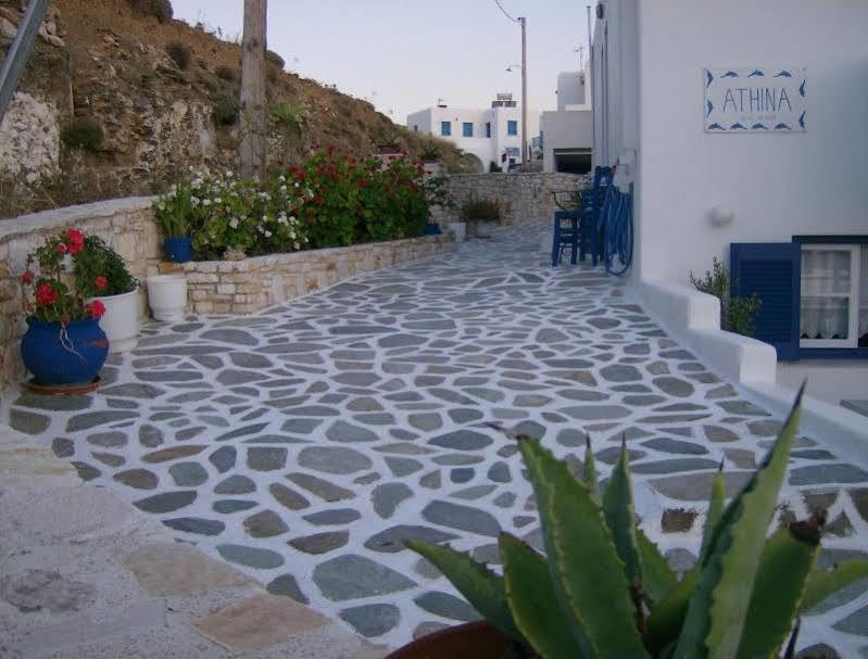 Athina'S Blue Studios Науса Екстер'єр фото