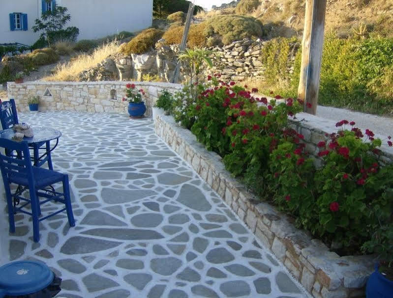 Athina'S Blue Studios Науса Екстер'єр фото